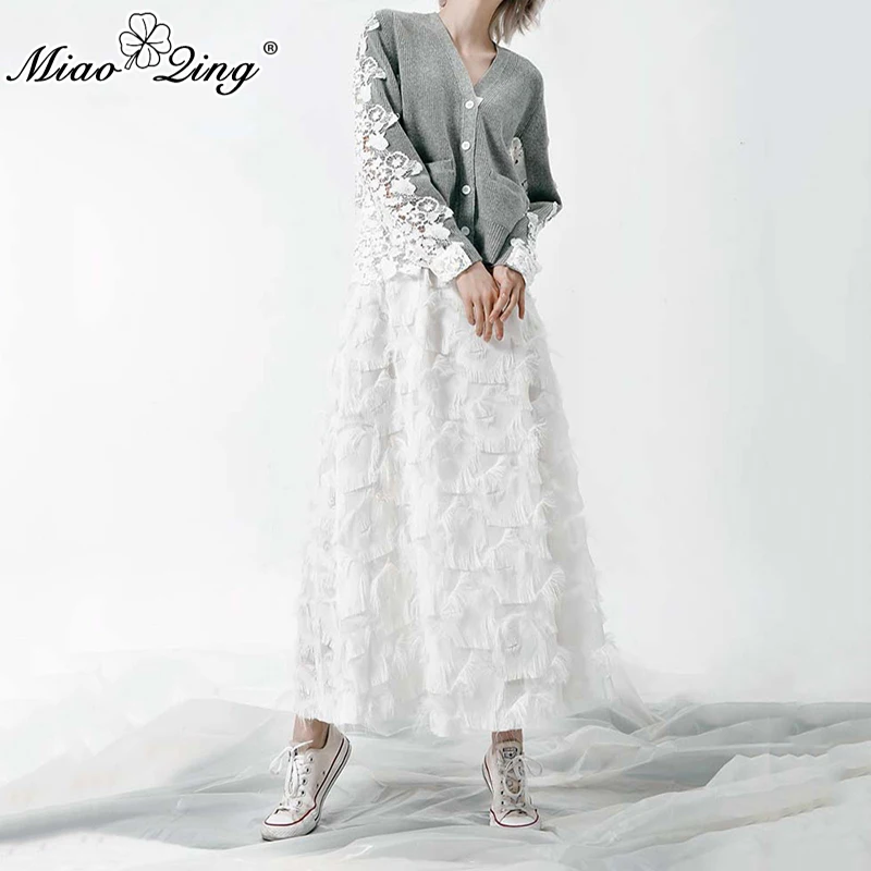 MIAOQING осень 2018 корейской моды Стиль Для женщин Винтаж лоскутное перо кисточкой юбка длинная высокая талия черный, белый цвет женские юбки