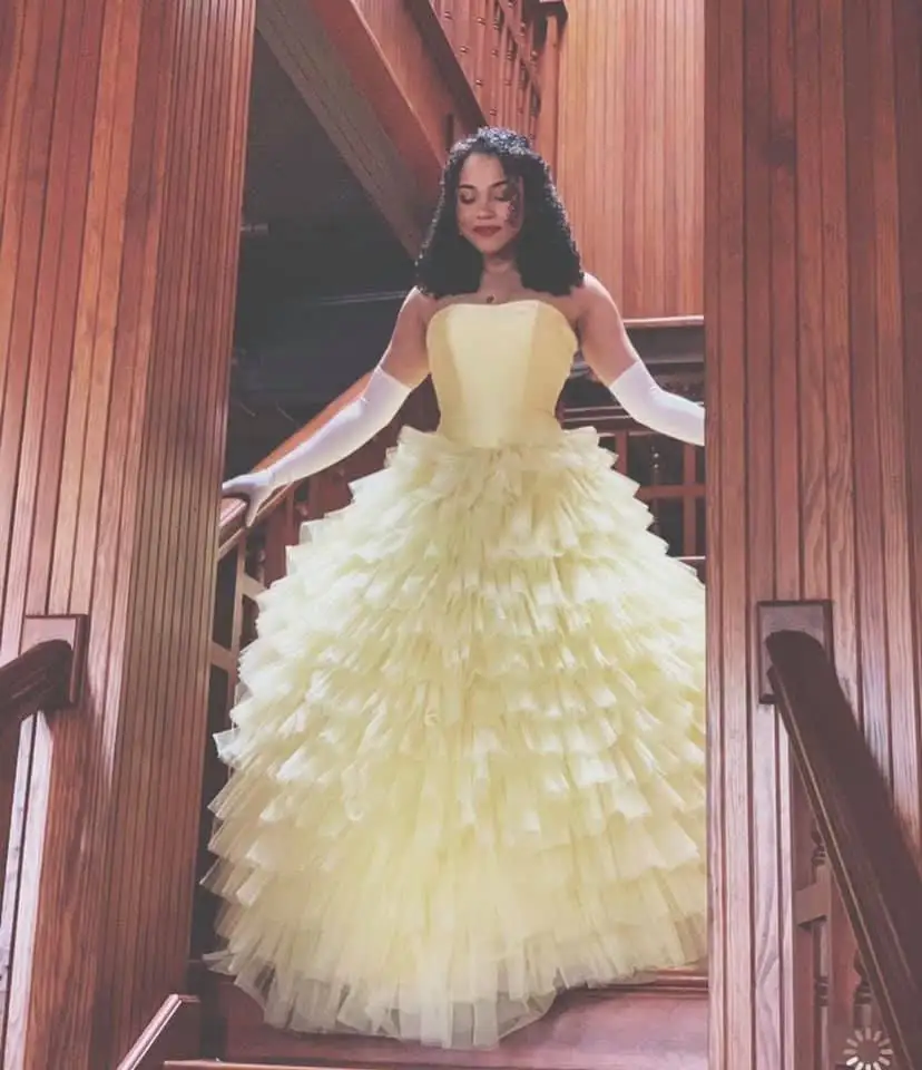 Светло желтое платье 15 лет 2019 пышное Quinceanera без Бретелек Милое Красавица и