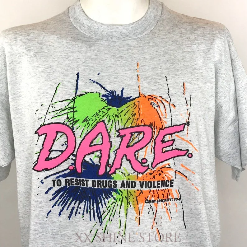 Mens T Shirt D R E Berani Spellout 