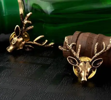 

Gold/Silver/Bronze Color Unisex Animal Christmas Xmas Popular Cute Lovely Deer Antlers Head Pin Brooches Men and Women Jewelry