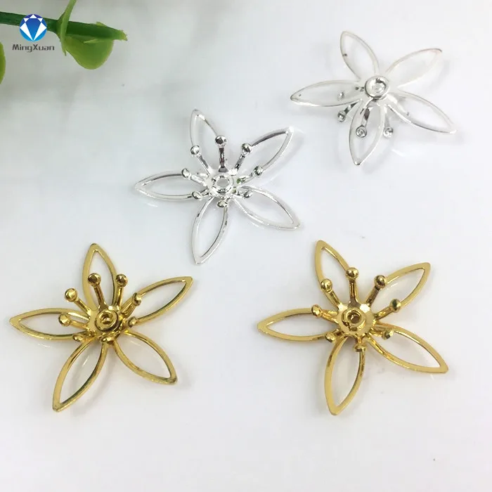 

20pcs 20X20mm Copper Hollow Filigree Flowers Base Connector Hair accessories handmade For Jewelry Making Component Findings