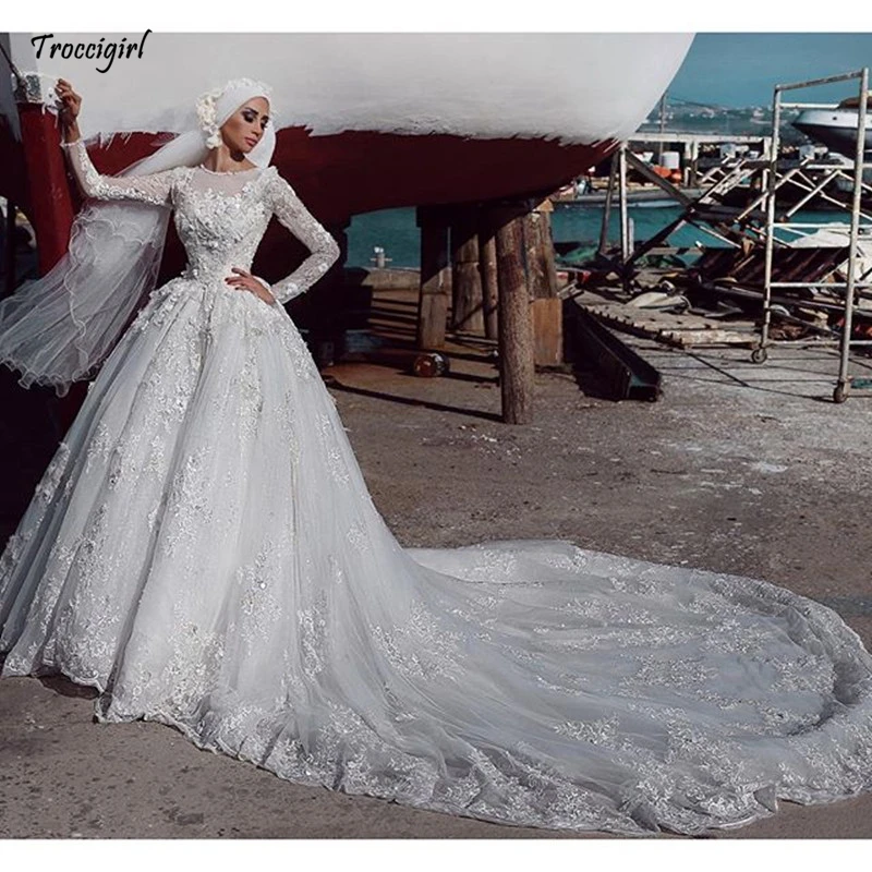 

Lace Vestido De Noiva 2019 Muslim Wedding Dress Ball Gown Long Sleeves Flower Beaded Boho Dubai Arabic Bride Gown