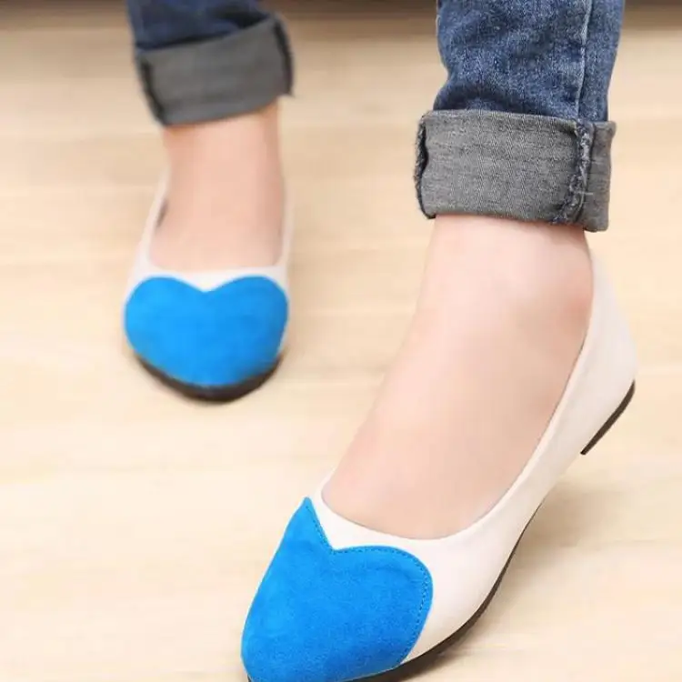Милая женская обувь; легкая обувь на плоской подошве; обувь без застежки; модная обувь в форме сердца для студентов - Цвет: Синий
