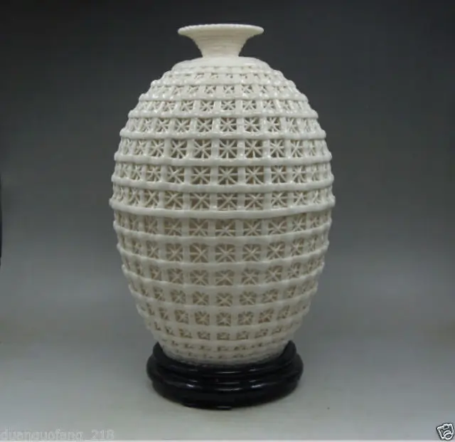 

Chinese Decoration Handwork Carved openwork Dehua White Porcelain Vase & Base
