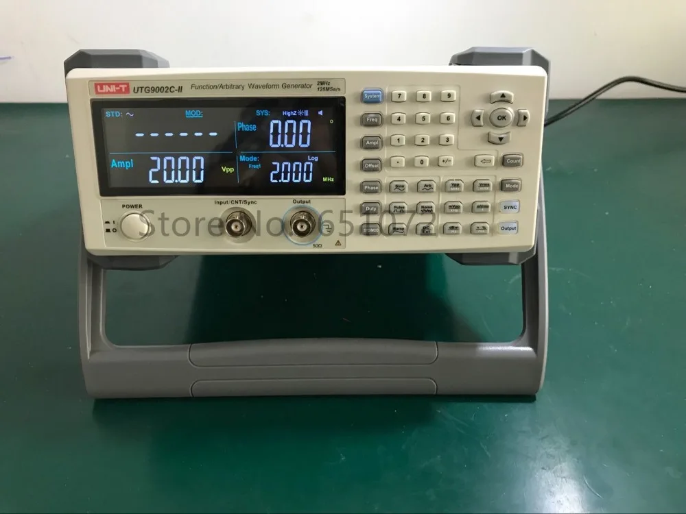 

UTG9005C-II Function/Arbitrary Waveform Generator