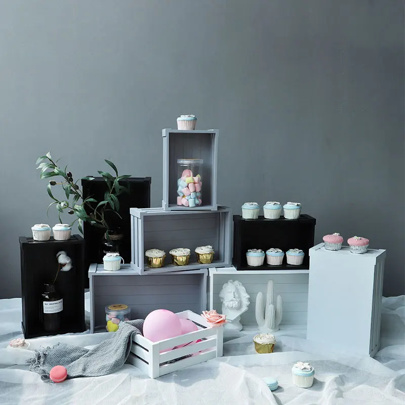 

Wood Storage Rack Cake Table Supplier Fondant Cake Cupcake Display Stands Home Decoration Wood Frame Scenery Props
