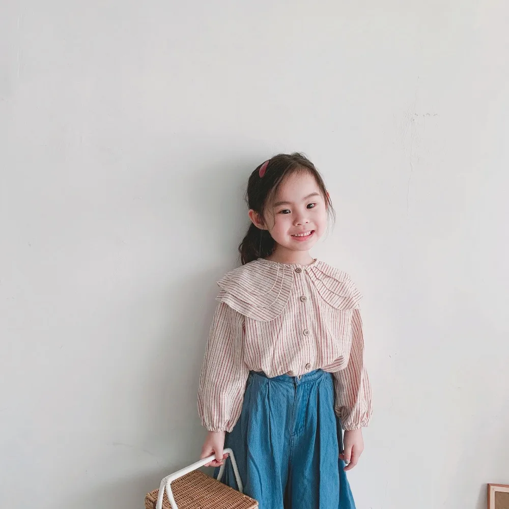 Детские рубашки новые весенние хлопковые льняные блузки в Корейском стиле для маленьких девочек детская одежда рубашка с воротником и оборками Топы в полоску