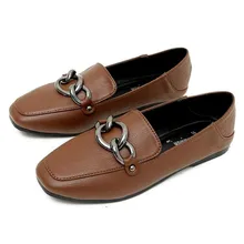 Г. Новая Осенняя женская обувь с металлической цепочкой и квадратным носком рабочая обувь зеленого, черного, коричневого цвета Большие размеры лоферы на плоской подошве