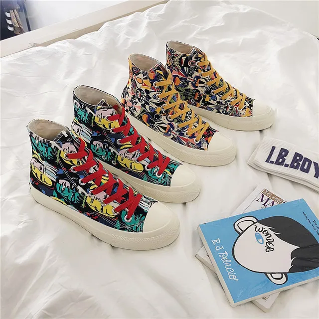 

2019 summer explosion models Korean canvas shoes men's shoes trend Facebook graffiti high to help shoes