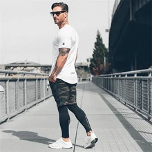 Камуфляж Для мужчин спортивные шорты запуск Бодибилдинг колено длина свободные штаны Мужской Брюки Homme Plus Размеры Фитнес Костюмы мужской