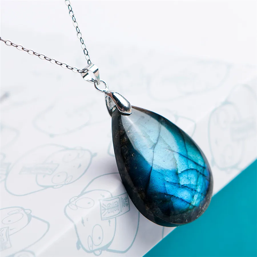 

Strong Blue Lights Natural Labradorite Pendant Gray Moonstone Gemstone Necklaces Water Drop Bead Crystal Pendant 35*25*8mm