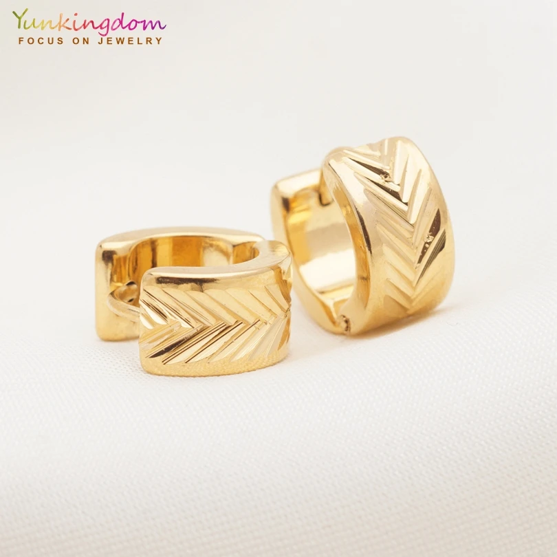 Yunkingdom 32 пары разных стилей из нержавеющей стали круглые серьги-кольца для женщин и мужчин золотого цвета модные ювелирные изделия