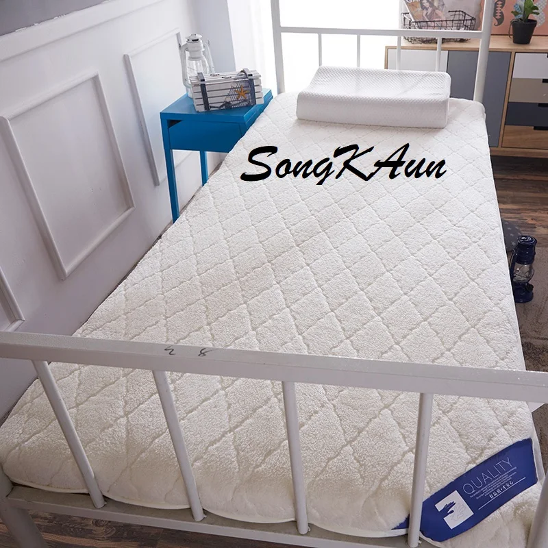SongKAum New Style Classic Design High Resilience Memory Bedroom Furniture Student Suede Wireless Quilting Mattress SongKAum New Style Classic Design High Resilience Memory Bedroom Furniture Student Suede Wireless Quilting Mattress