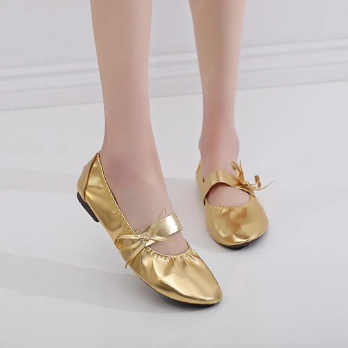 Women-Practice-Training-Dancing-Shoes-Golden-Silver-Soft-Bottom-Wear-resistant-Out-Shoes-Glossy-Low-Heel.jpg_640x640 (1)