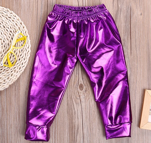Фиолетовый/позолоченная блестящие детская одежда для девочек Обувь для мальчиков однотонные хлопковые Короткие шорты партии trouserse Низ 12-24 м - Цвет: Фиолетовый