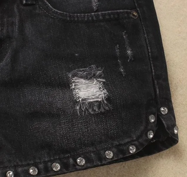 Новые летние модные черные джинсовые шорты женские свободные Отверстия низкой талией Шорты Большие размеры 25-32