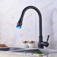 Одной Ручкой Светодиодные Вытяните Кухонный Раковина Кран На Бортике Ванной Смеситель Для Кухни Кран Масло Втирают Бронзовая Отделка