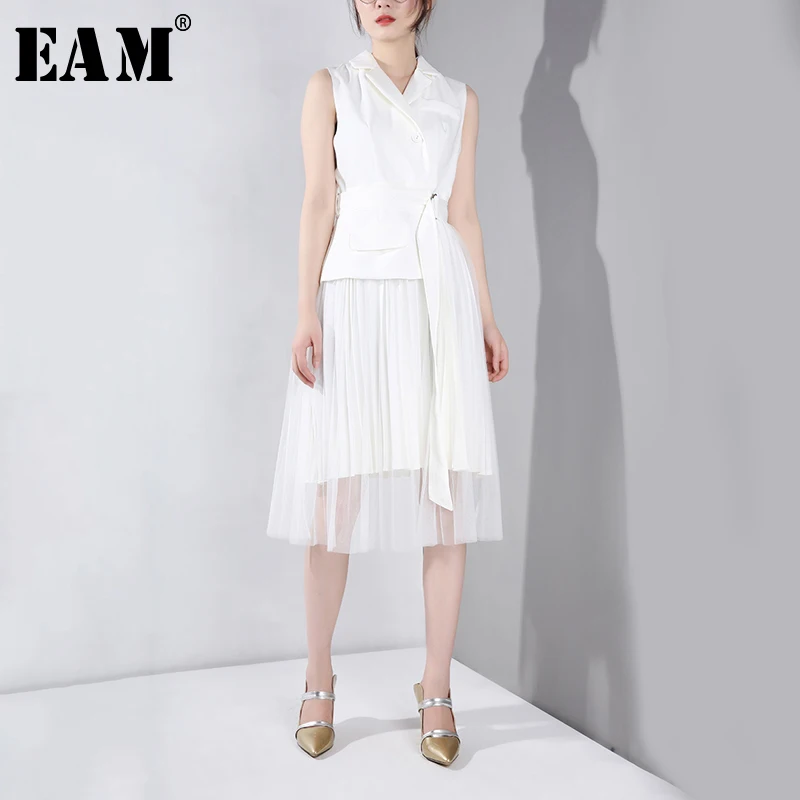 

[EAM] 2019 New Spring Summer Lapel Sleeveless White Pleated Button Split Joint Mesh Loose Vest Dress Women Fashion Tide YC5
