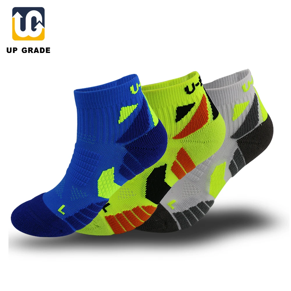 UP GRADE 1Pair/Lot Children Running Sport Socks Cycling Basketball Breathable and soft Ankle Protection Comfortable Socks
