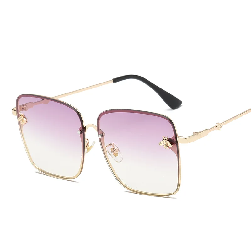 Новые квадратные элегантные женские солнцезащитные очки с заклепками, женские роскошные брендовые дизайнерские итальянские солнцезащитные очки, женские винтажные очки