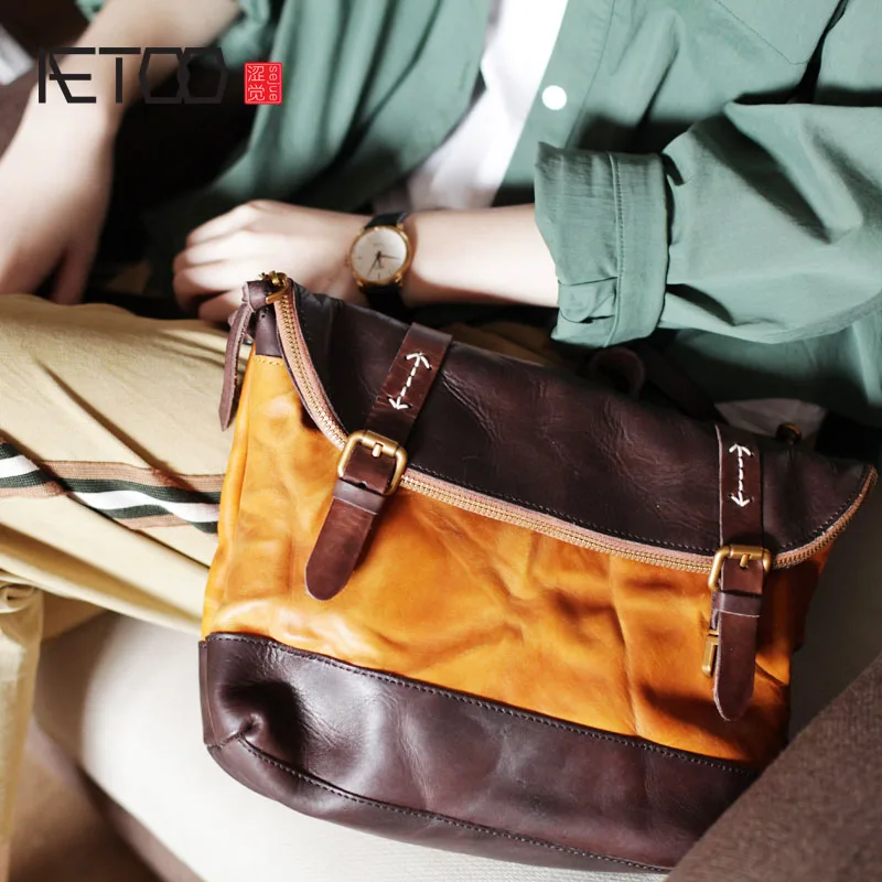 AETOO Vintage handmade leather messenger bag college wind leisure folding dual-use big bag Korean men and women bag Messenger