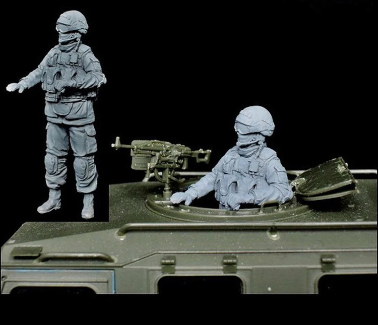 

Resin Kits 1/35 Russian tiger armored machine gunner just include one soldier Resin Model DIY TOYS