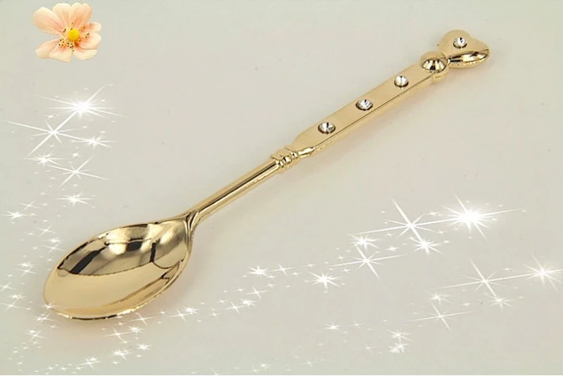 

2017 New 3pcs/lot Kitchen Dining Bar Vintage Royal Style diamond heart handle Small Coffee Spoon Flatware Cutlery Dessert Spoons