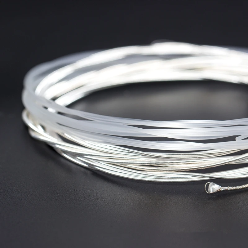 Orphee SC55 028 043 Классические гитарные струны из нейлона с серебряной оболочкой