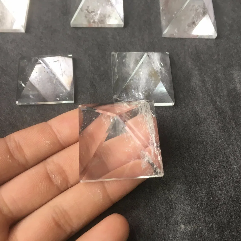 Натуральный прозрачный кварц белый кристалл фотосессия 3x3 см 1 шт. случайный