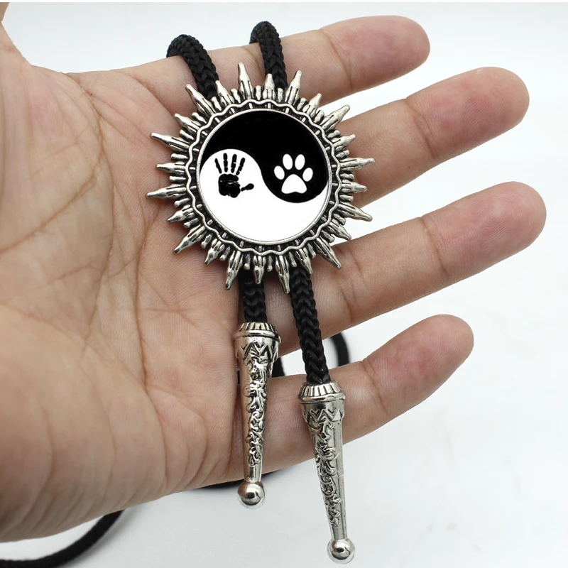 BOLO-0032 New Arrival Dog Footprints Black And White Yin Yang Bolo Tie Glass Dome Jewelry Vintage Ties For Women | Украшения и