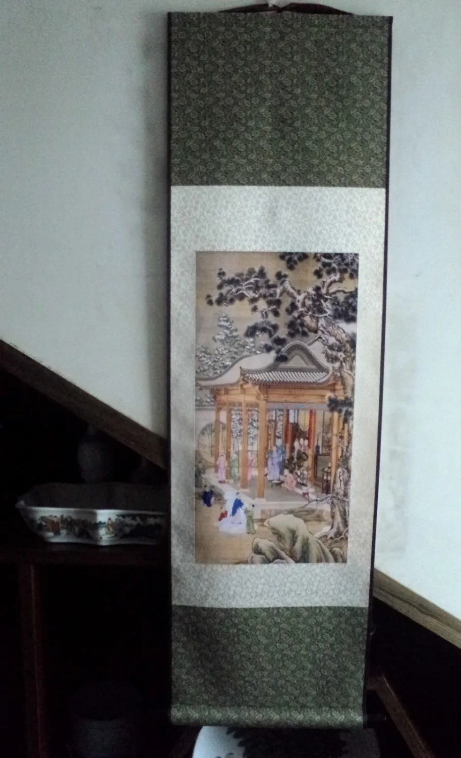 

Китайская живопись в свитке-шелковая Живопись Qianlong Снежная фигурка для прогулок