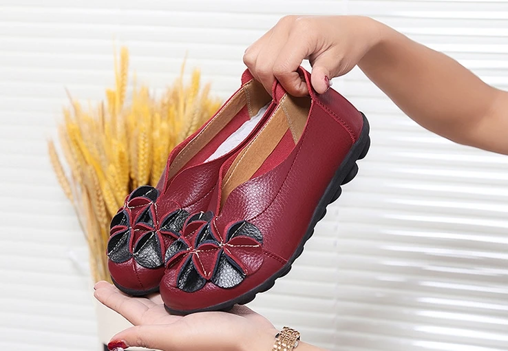 Summer Women'S Leather Shoes Woman Split Leather Loafers With Flowers Soft Flats Slip On Shoes For Women Moccasins Mother Shoes (3)