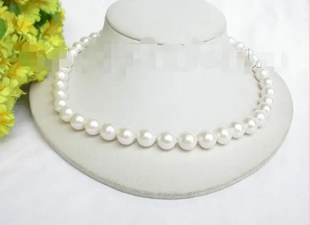 

Free Shipping >>>GENUINE BAROQUE 11MM 17.5" WHITE SOUTH SEA PEARL NECKLACE 14K j7420