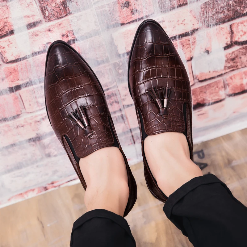 fashion snake skin leather shoes men luxury brand designer fish dress male footwear wedding italian brogue oxford shoes for men (26)
