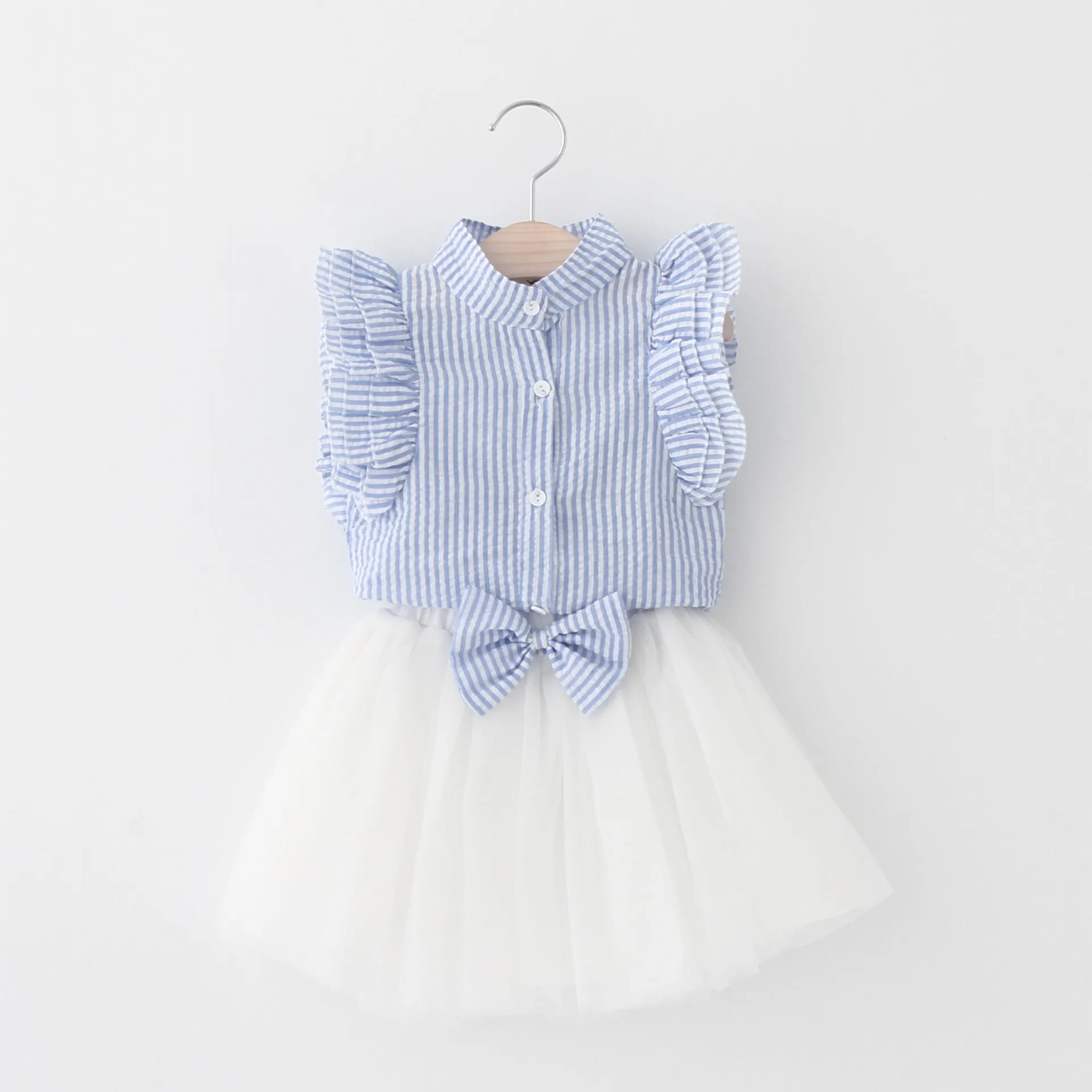 

New Korean Falbala Flying Sleeve Striped Shirt + Bow Gauze Skirt Suit Children Children 2 Piece Sets
