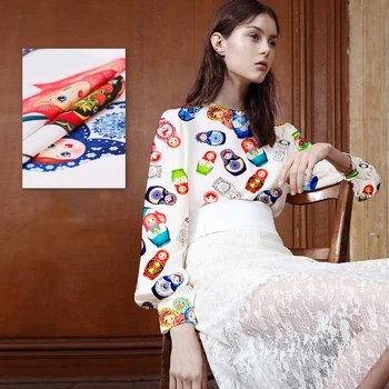 

The latest high-definition cartoon doll silk printing big 100% silk silk fabrics of silk cloth