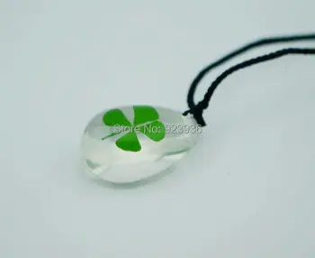 

FREE SHIPPING Holiday sales 12 PCS AWESOME REAL LUCKY FOUR LEAF CLOVER LUCKY PENDANT NECKLACE FREE MINI LUCKY GIFT