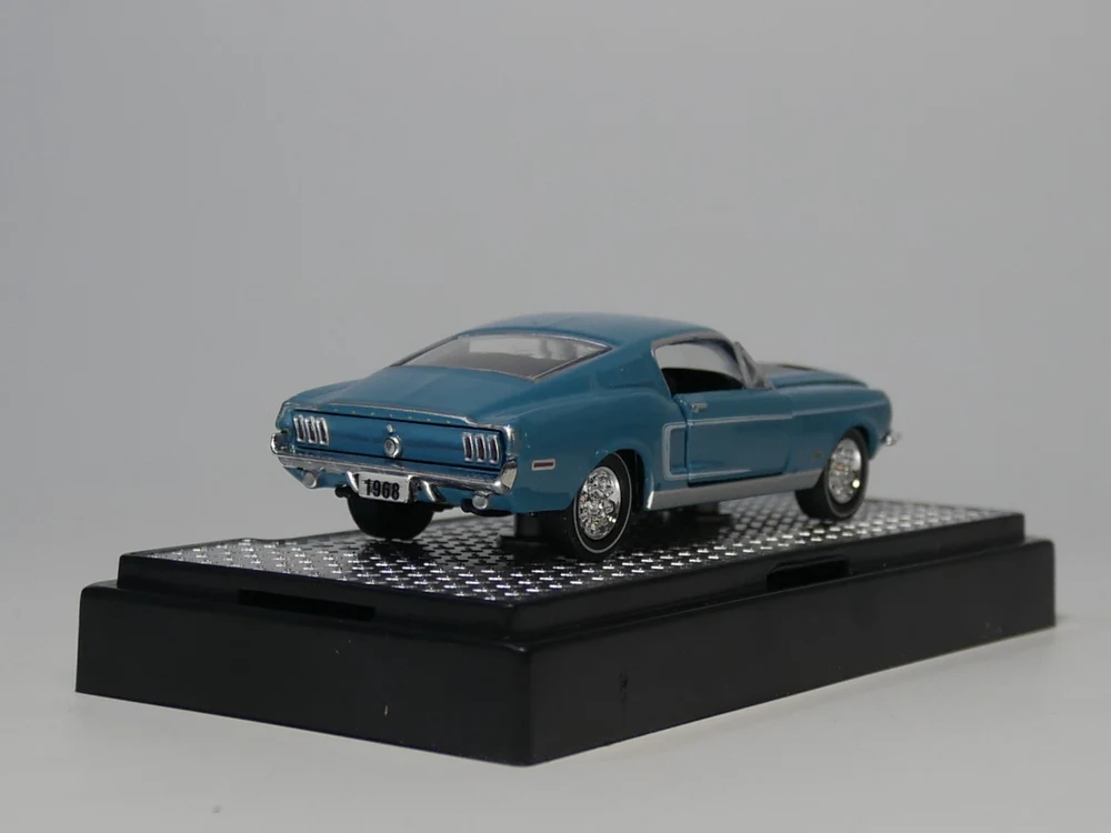 M2 1: 64 1968 Ford Mustang GT 302 игрушечная машинка из сплава, игрушки для детей, литая модель автомобиля, подарок на день рождения