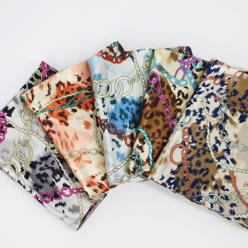 100 см* 148 см винтажный Шармез Атласная печатная ткань Африка Леопард цепи лоскутное рубашка шарф Текстиль полиэстер