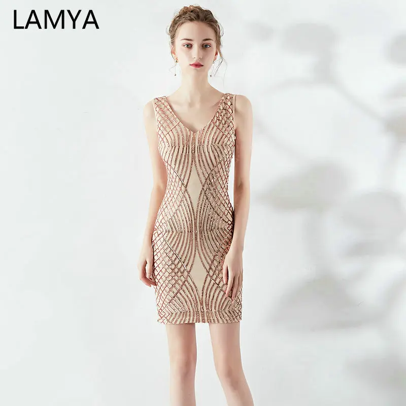 

LAMYA V Neck Off The Shoulder Prom Dresses 2019 Short Simple Evening Party Dress Women Elastic Special Occasion Dresses