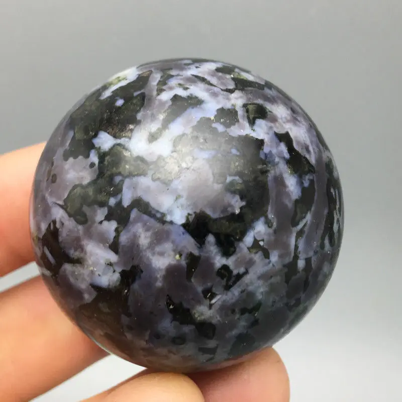 

NATURAL HEDENBERGITE SPHERE BALL QUARTZ Rock mineral specimen