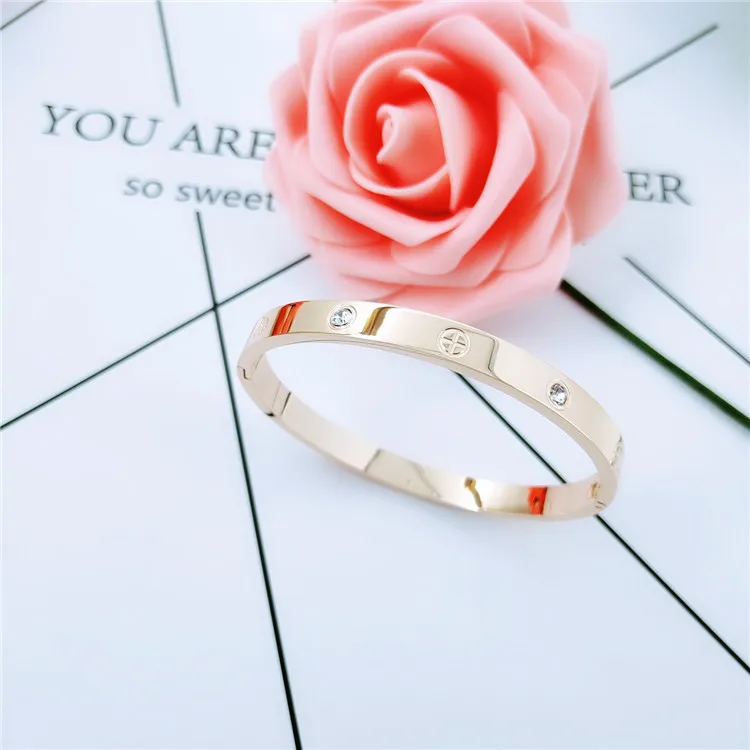 Korean-style Korean style stainless steel love bracelet COUPLE'S Eternal Ring cross pattern buckle full of crystals titanium ste