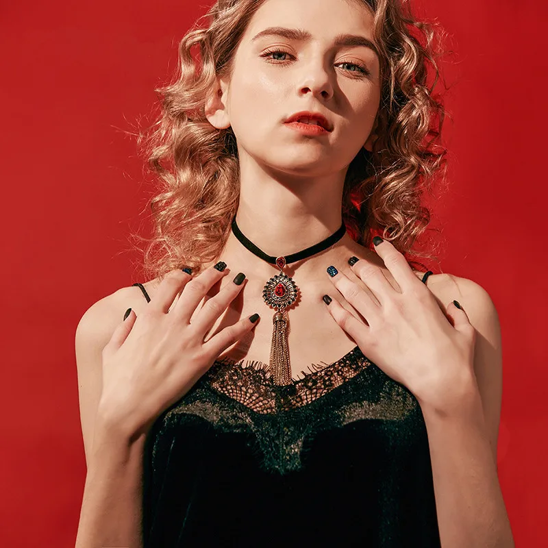 Fashion Leather Suede Choker Hollowed Patterned Waterdrop Tassel Pendant Women Necklace Accessories | Украшения и аксессуары