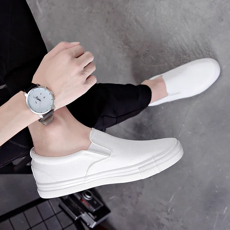 Mens Loafers Leather Sneakers White Shoes Lightweight Breathable Luxury Sneakers 2022 New Fashion Young Men Casual Loafer Shoes