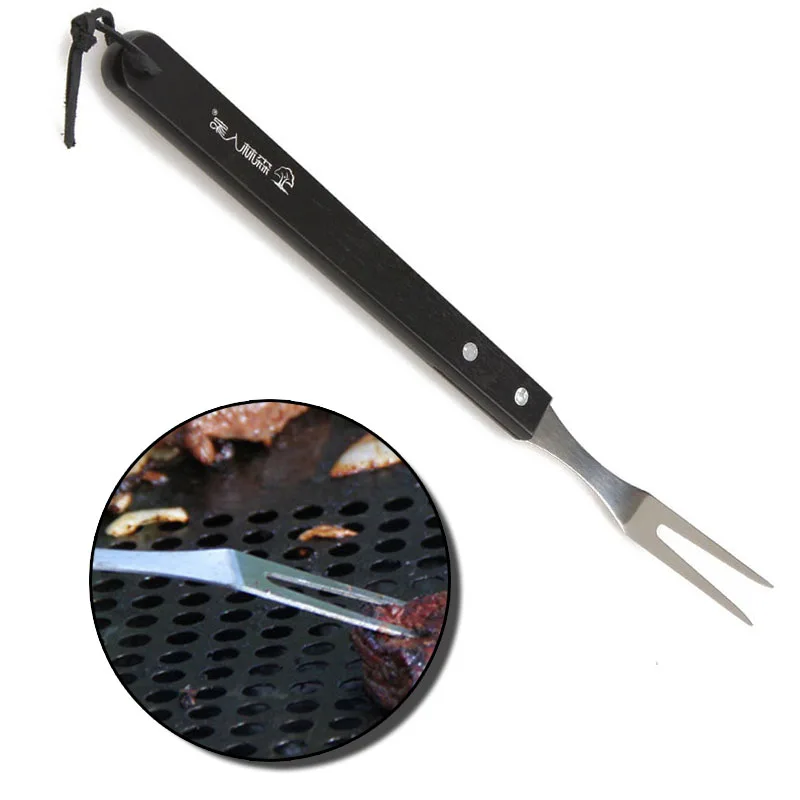 1pcs Grill BBQ Fork Stainless Steel BBQ Serving Fork with Long Wood Handle Barbecue For Meat Hot Dog Beef Accessories