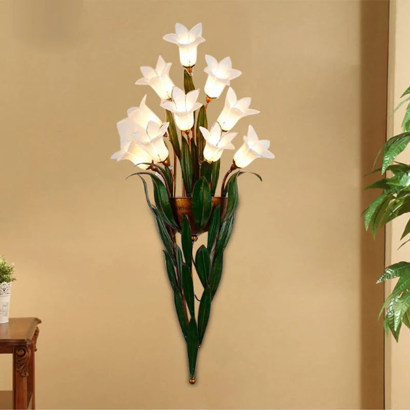 

Living room wall lamp Vintage creative personality of modern European background simple aisle light bedroom bedside wall lamp