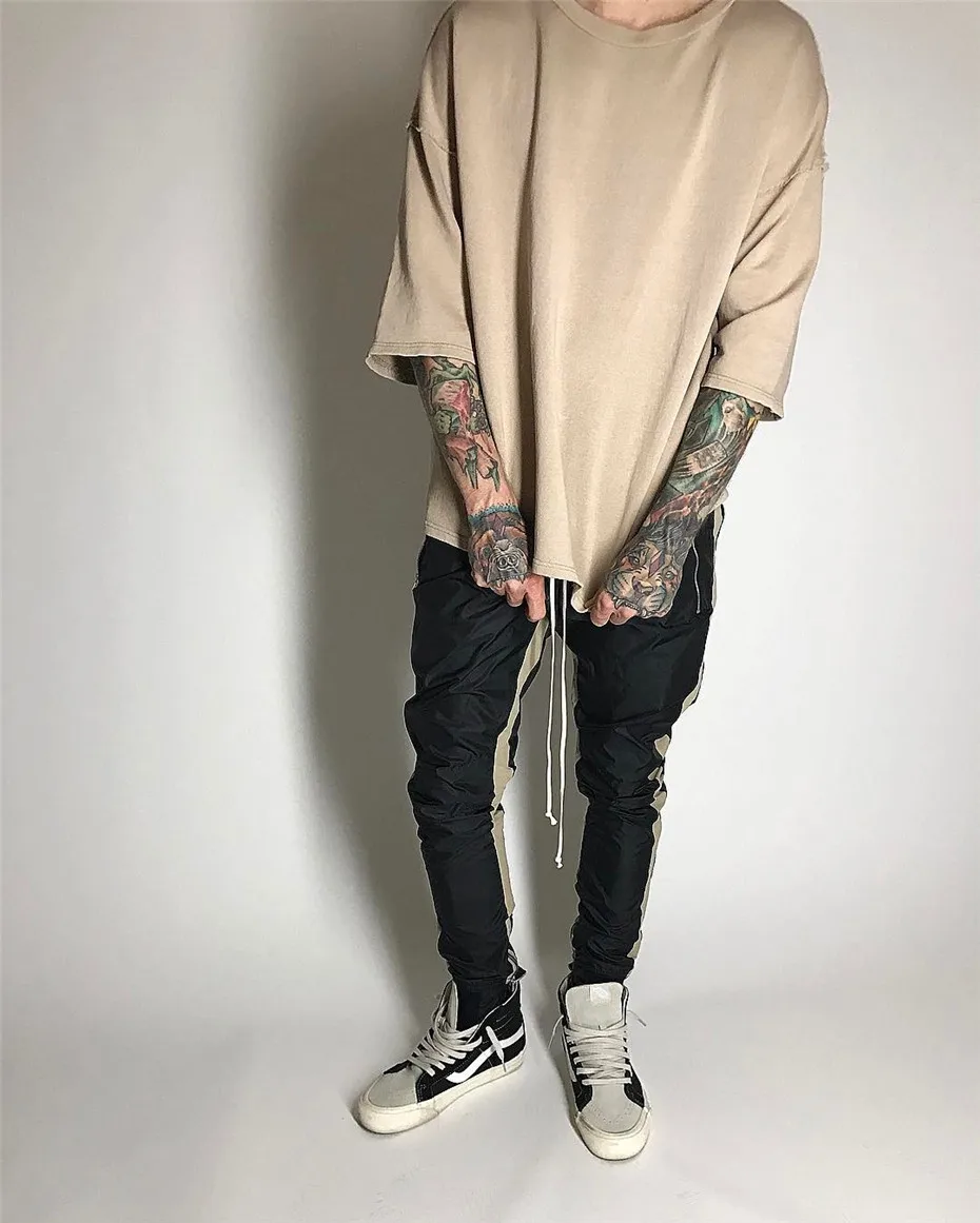  (7)