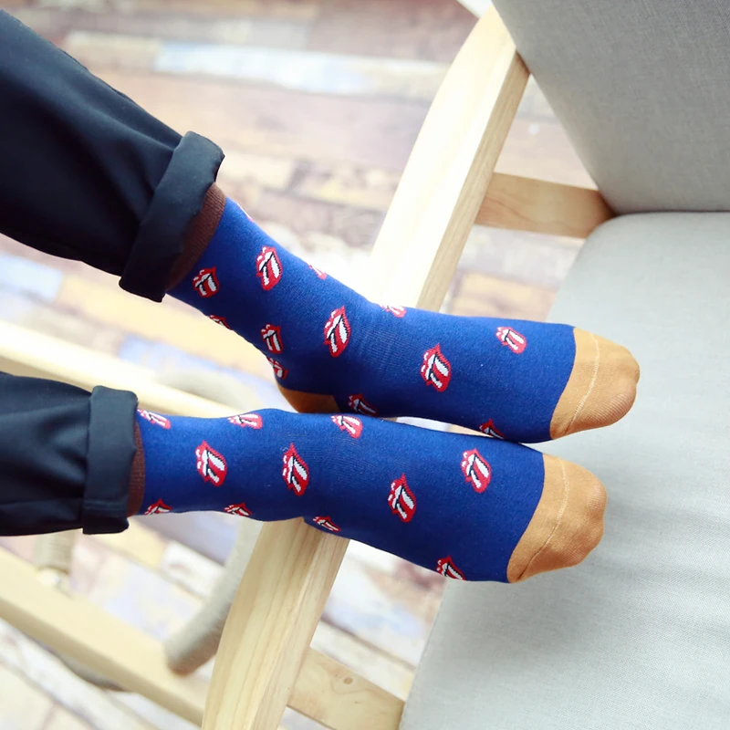 Новые модные мужские хлопковые носки с рисунком губ и языка, забавные носки, белые, зеленые, синие, серые, EUR39-44
