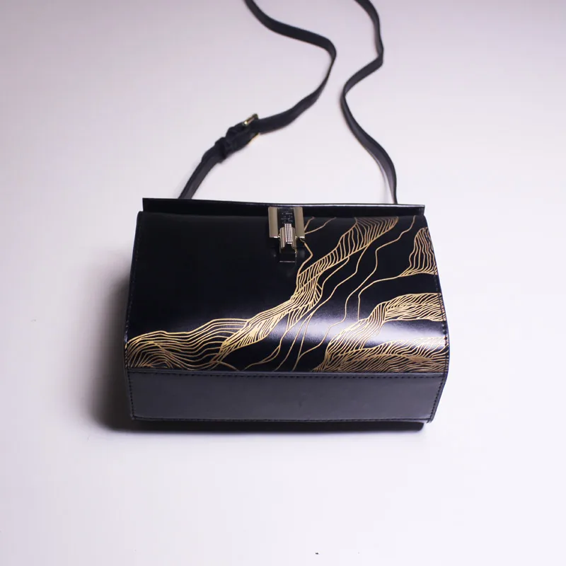 

Original handbag shoulder bag female retro box leather small square Messenger bag simple lock