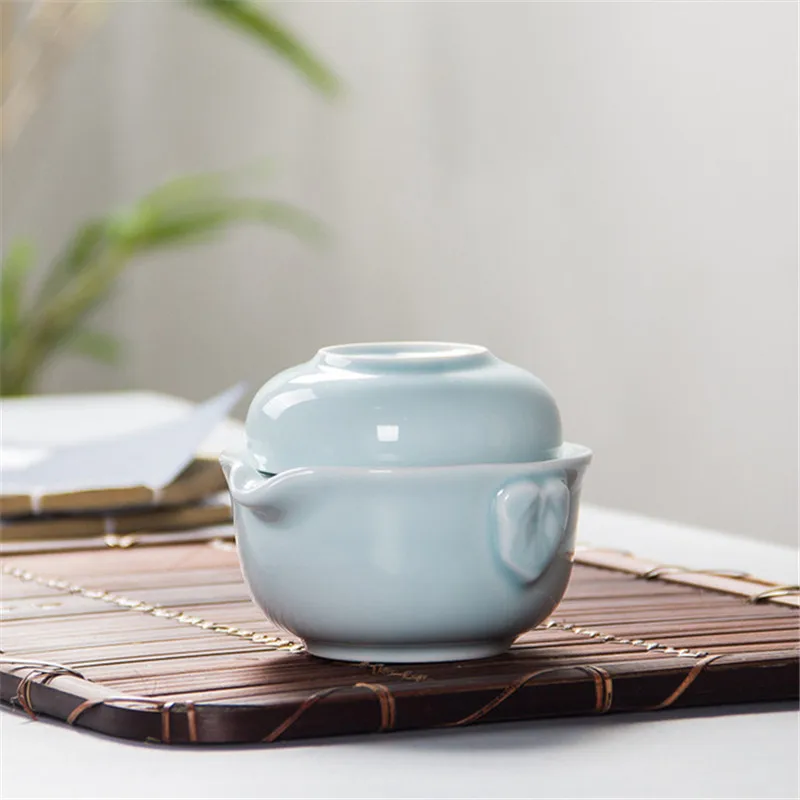 Высокое качество Элегантный gaiwan, Celadon 3D Карп чайный набор кунг-фу включает в себя 1 чайник 1 чайная чашка, красивый и легкий чайник